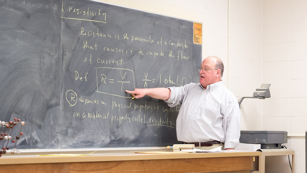 Physics professor Robert Merlino, teaching